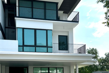 Duta Villa, Setia Alam