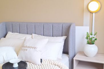 Savvy @ Riana Dutamas