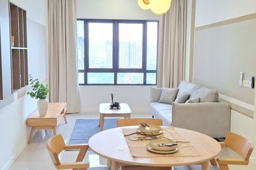 Savvy @ Riana Dutamas