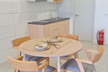 Savvy @ Riana Dutamas