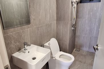 Savvy @ Riana Dutamas