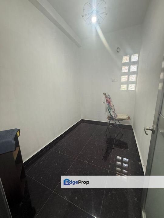 Renovated Bungalow House For Sale, Selangor, Sungai Pelek
