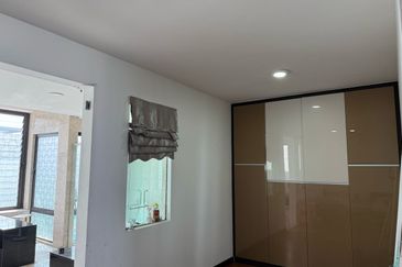 Duta Villa, Setia Alam