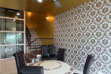 Duta Villa, Setia Alam