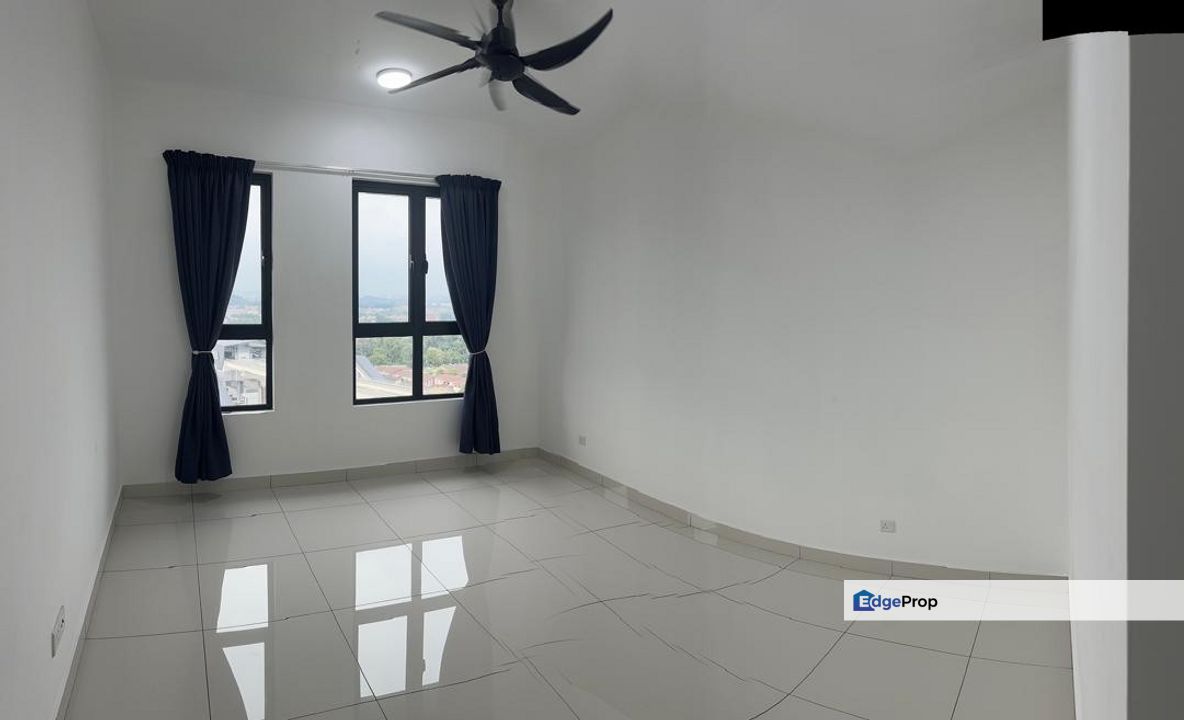 Trio Spacious 3 Rooms For Sale, Selangor, Bandar Botanic/Bandar Bukit Tinggi