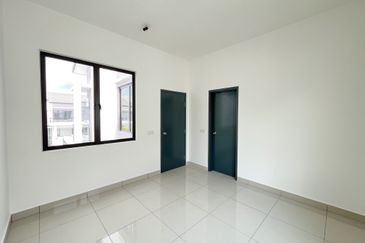 Robin @ Bandar Rimbayu