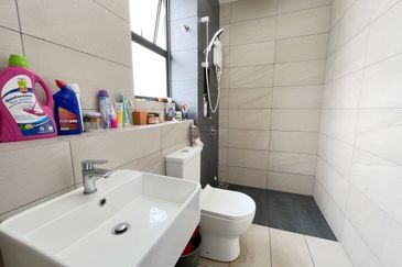 Robin @ Bandar Rimbayu