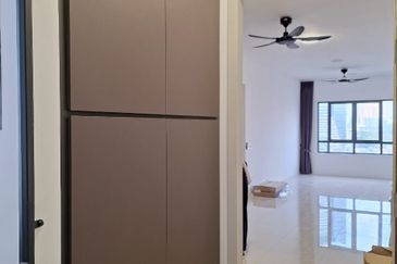 Savvy @ Riana Dutamas