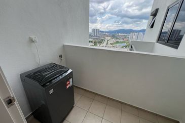 Savvy @ Riana Dutamas