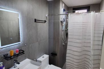 Savvy @ Riana Dutamas