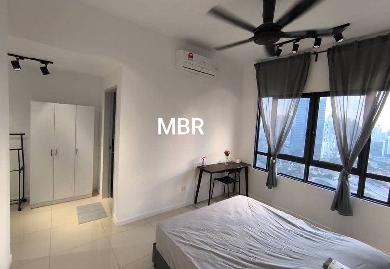 Savvy @ Riana Dutamas *