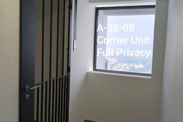 Savvy @ Riana Dutamas