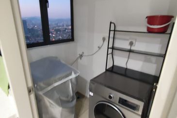 Savvy @ Riana Dutamas