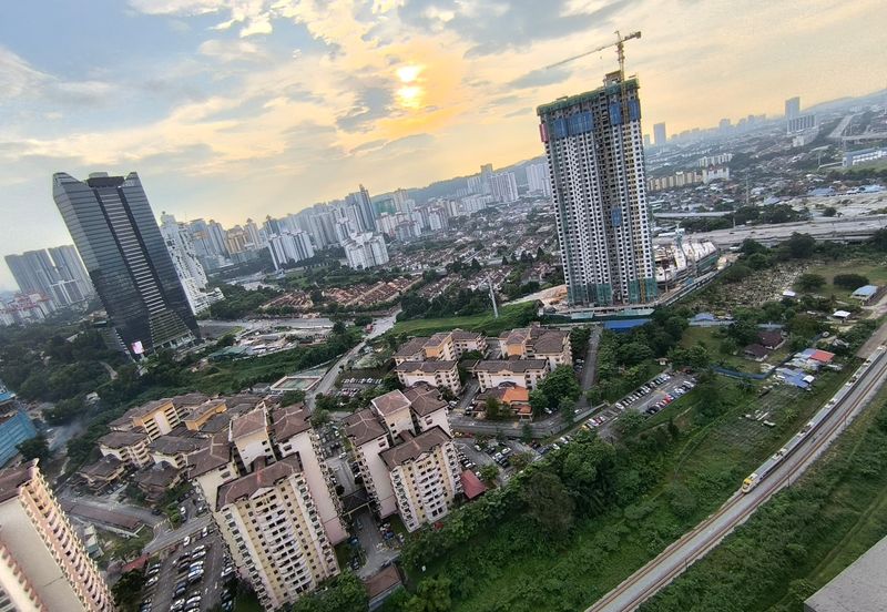 Savvy @ Riana Dutamas *