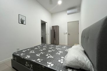 Savvy @ Riana Dutamas