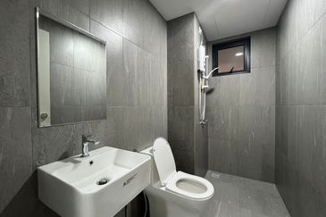 Savvy @ Riana Dutamas