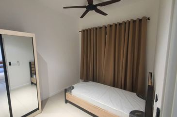 Savvy @ Riana Dutamas