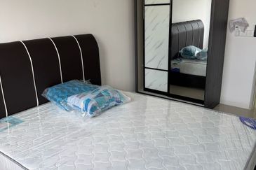 Savvy @ Riana Dutamas