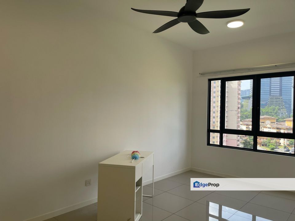 [SAVVY @ RIANA DUTAMAS] Well Renovated with built in Unit For Rent, Kuala Lumpur, Dutamas