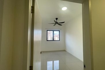 Savvy @ Riana Dutamas