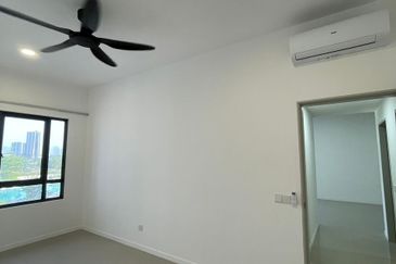 Savvy @ Riana Dutamas