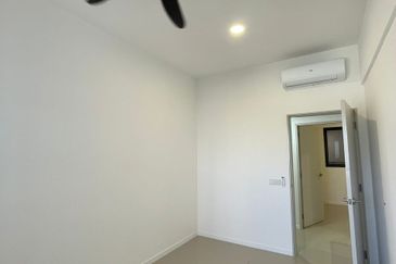 Savvy @ Riana Dutamas