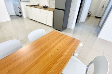 Savvy @ Riana Dutamas