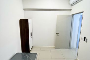 Savvy @ Riana Dutamas