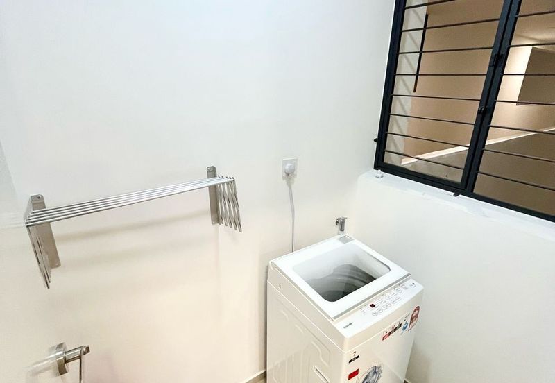 Savvy @ Riana Dutamas *