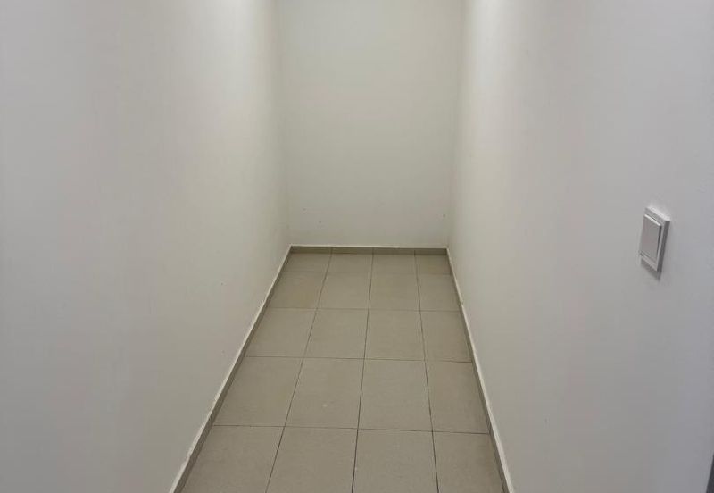 The Tresor @ Gravit 8 *