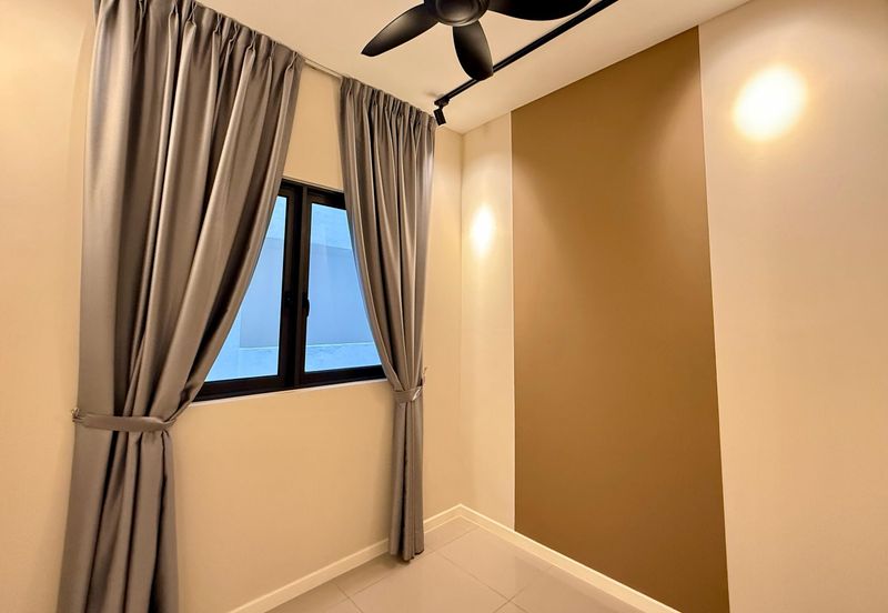 Savvy @ Riana Dutamas *