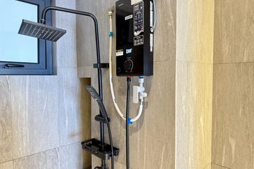 Savvy @ Riana Dutamas