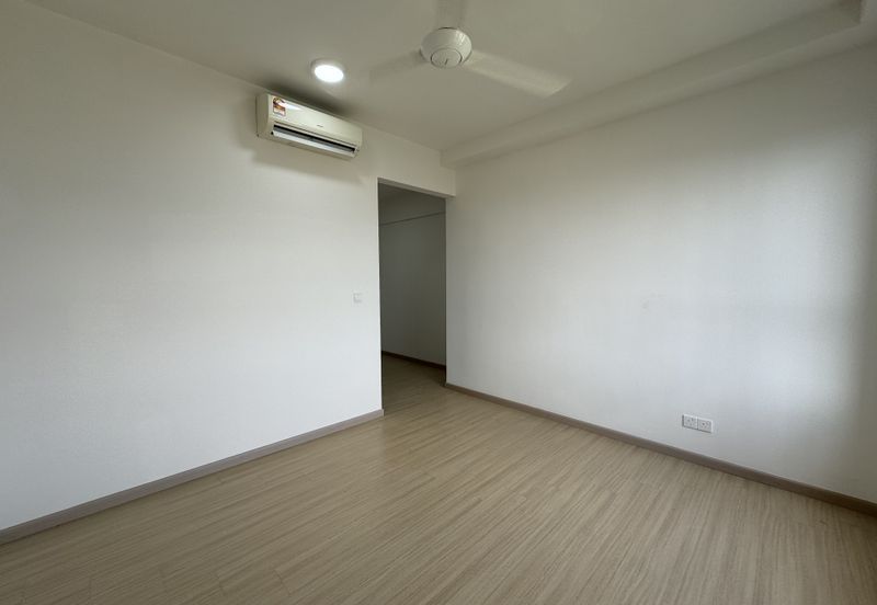 Gravit8 @ Klang South