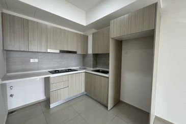 Gravit8 @ Klang South