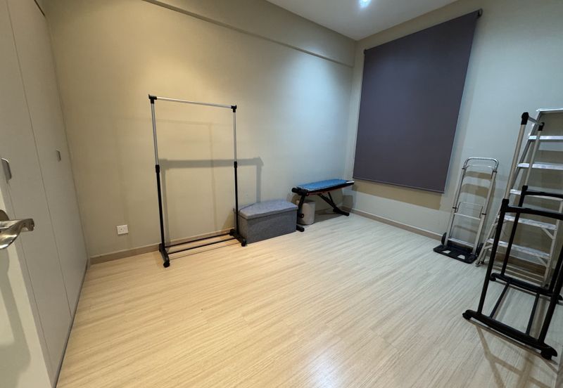 Gravit8 @ Klang South