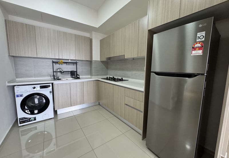 Gravit8 @ Klang South