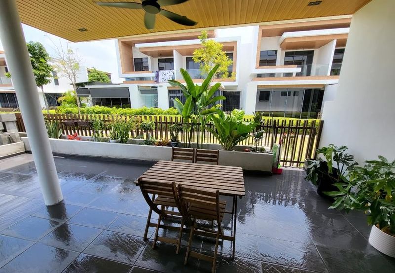 Terraza @ Eco Sanctuary