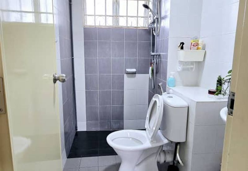 Seri Intan Apartments @ Setia Alam