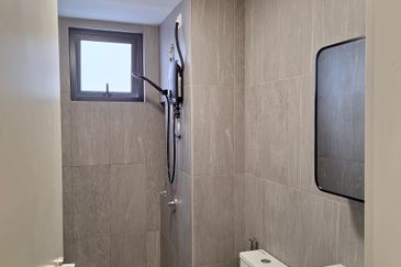 Savvy @ Riana Dutamas