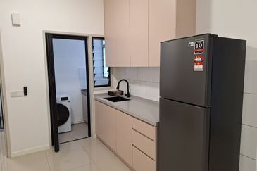 Savvy @ Riana Dutamas