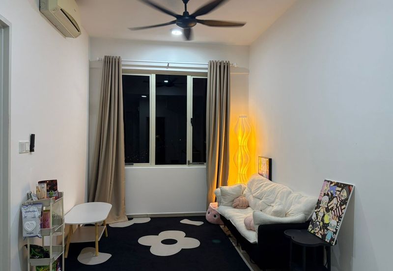 The Tresor @ Gravit 8 *