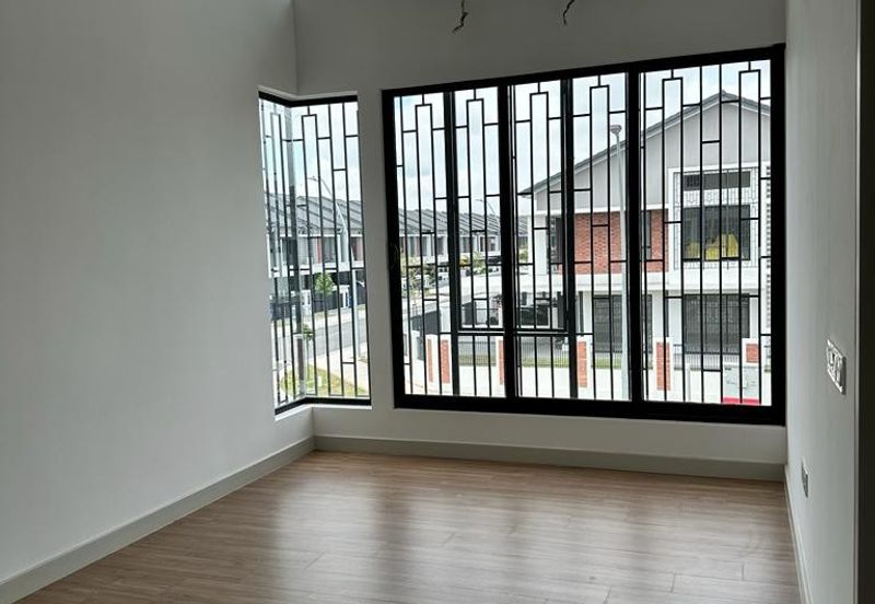 Elmina Green Three @ City of Elmina