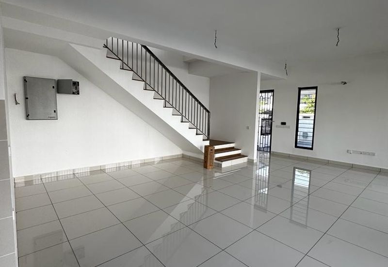 Elmina Green Three @ City of Elmina