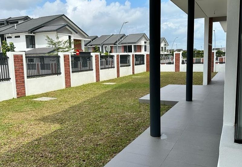 Elmina Green Three @ City of Elmina