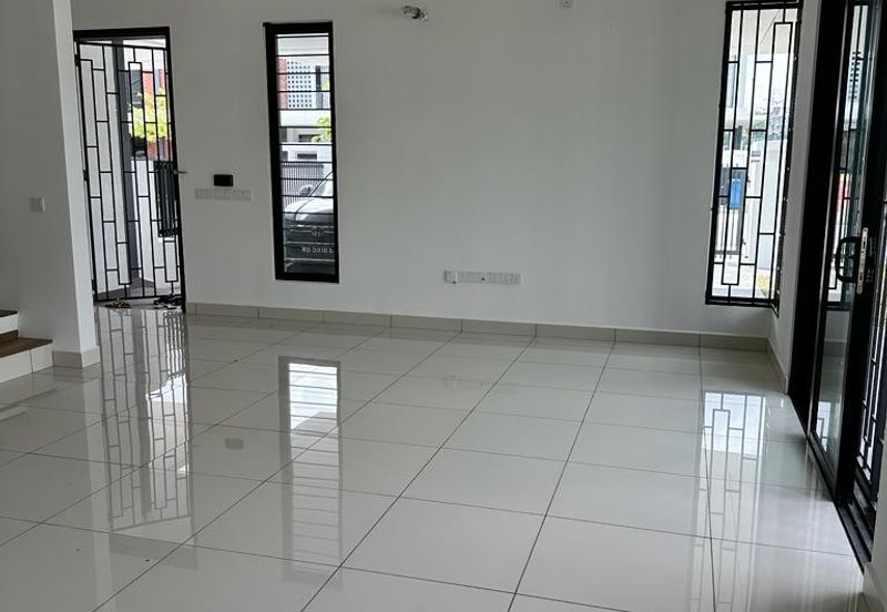 Elmina Green Three @ City of Elmina