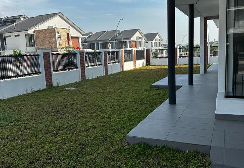 Elmina Green Three @ City of Elmina