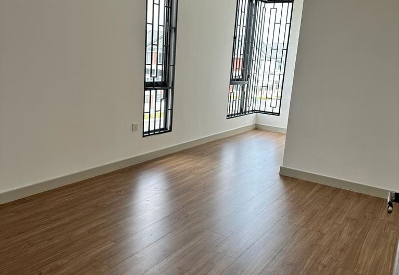 Elmina Green Three @ City of Elmina