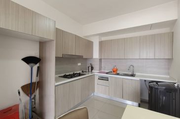 Gravit8 @ Klang South