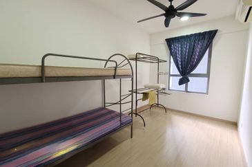 Gravit8 @ Klang South