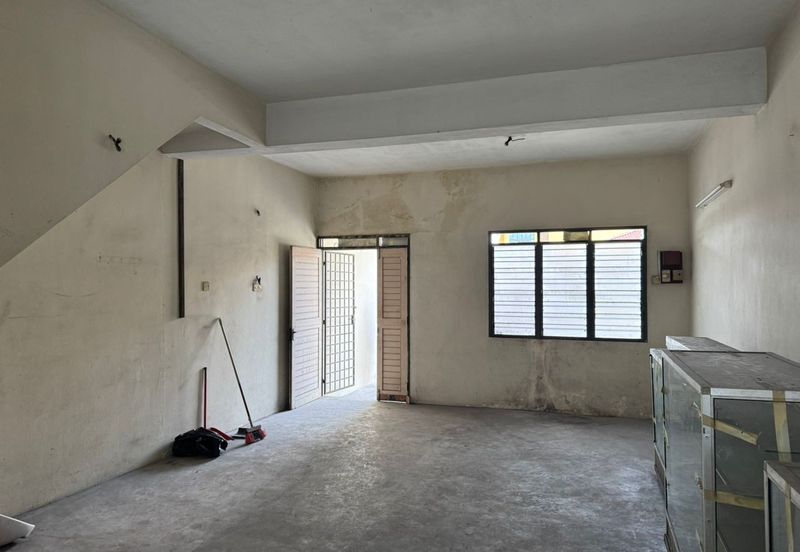 [BELOW MARKET VALUE] Double Storey House @ Taman Pengkalan Barat